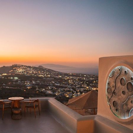 Luna Santorini Suites Pyrgos Kallistis Bagian luar foto